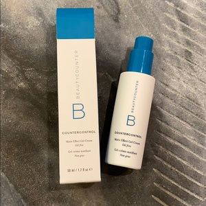 Beautycounter Matte Effect Gel Cream